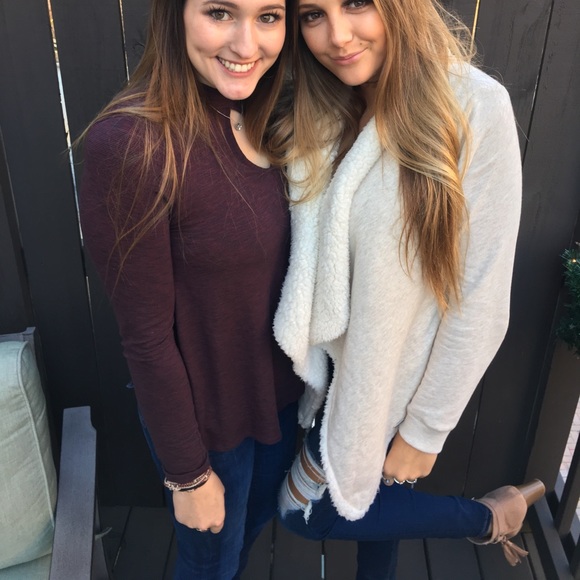 White jacket/sweater - Picture 3 of 3